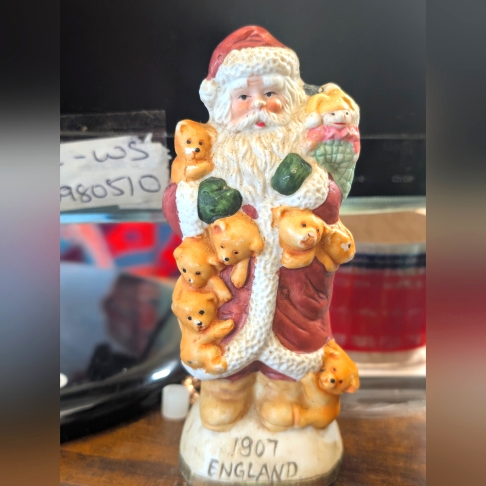 1807 England Vintage Santa Figurine